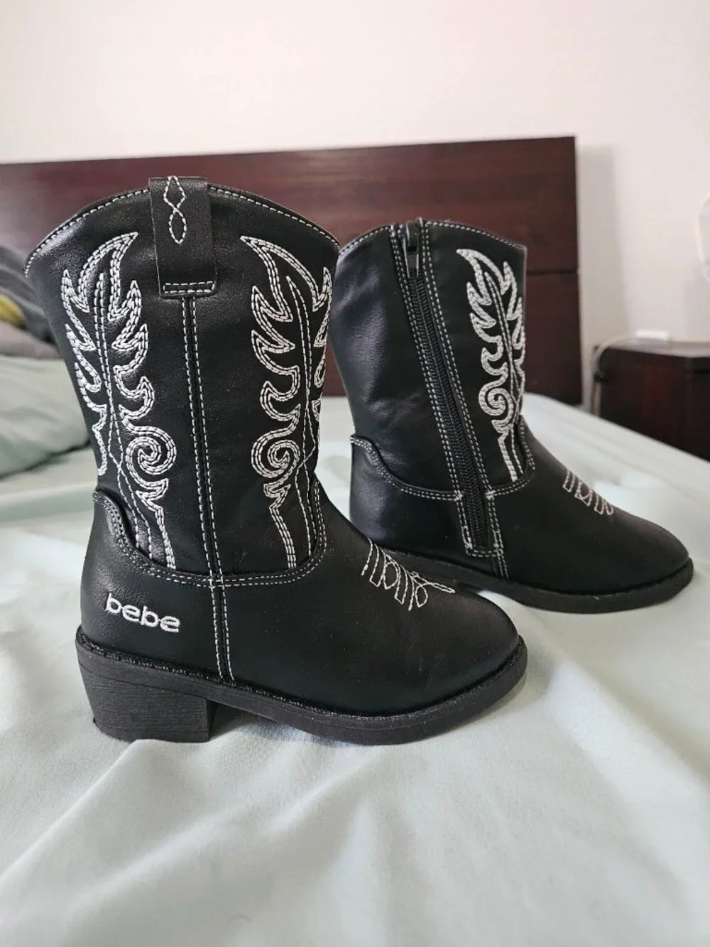 bebe girls Black Western Cowboy Boots Embroidered Toddler Girl Size 8